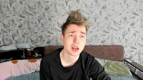 Ethan online show from May 20, 3:24 am