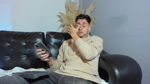 Zeus Brant online show from April 9, 1:27 pm