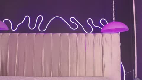 zhally_dee online show from March 20, 7:52 pm