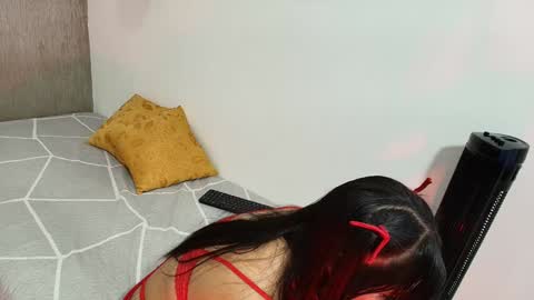 ZHAMIRA  ANDRES online show from January 26, 4:20 am