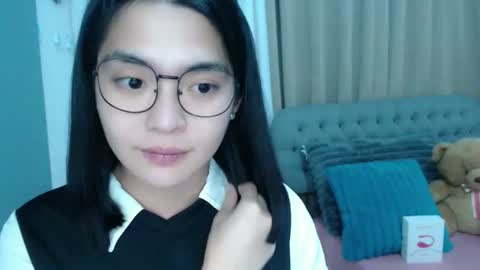 im your lovely zhaviabigcock here online show from November 30, 7:56 am
