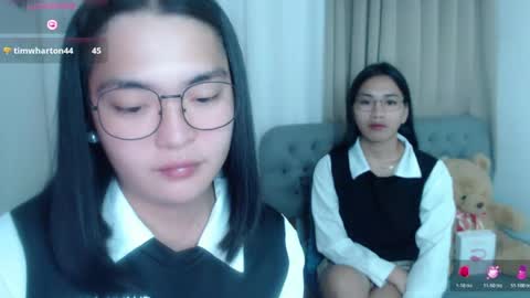im your lovely zhaviabigcock here online show from June 22, 12:35 pm