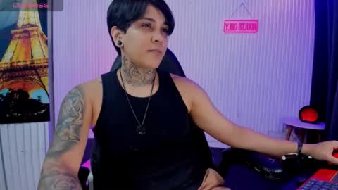 zhoestrong online show from June 6, 11:09 pm