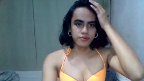 zianzamora4 online show from July 1, 7:35 pm