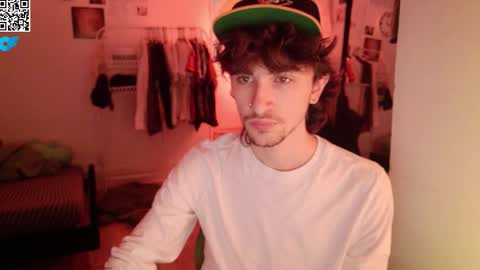 Snapshot of zipdown_ chatting on January 19, 3:43 am zipdown online show from January 19, 3:43 am