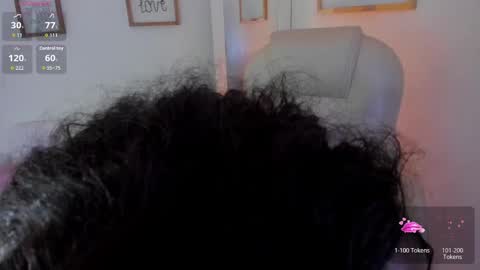 Snapshot of zobe_love chatting on December 5, 6:59 pm Zobe Love online show from December 5, 6:59 pm