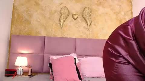 Snapshot of zoe_aitanaa chatting on July 15, 9:20 pm zoe_aitanaa online show from July 15, 9:20 pm