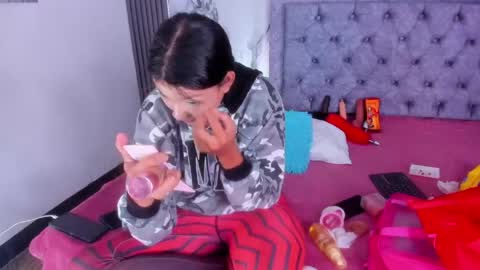 Zoe Blake online show from June 7, 2:48 am