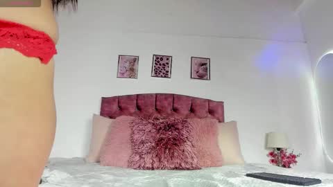 zoe_cute2 online show from March 19, 6:23 pm