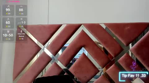 zoe_evaanss_ online show from July 17, 8:03 pm