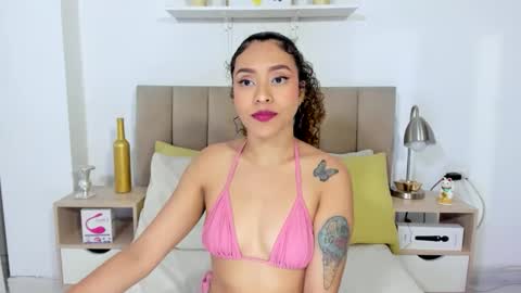 Zoe Gruber online show from June 7, 12:04 am