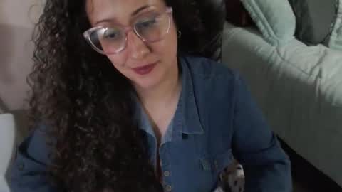 Zoe Koller online show from November 28, 8:11 pm