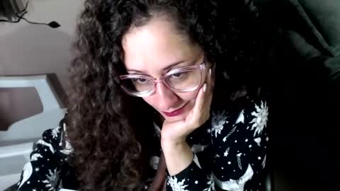 Zoe Koller online show from January 6, 11:07 pm