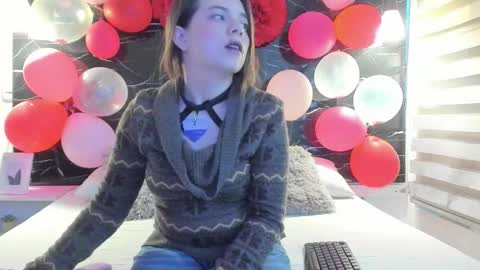 Zoe online show from February 17, 11:40 am