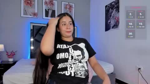 zoe_longhair online show from April 4, 5:54 pm