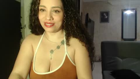 zoe tai online show from July 6, 5:59 am
