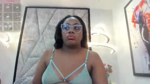Snapshot of zoebrowns chatting on July 13, 1:36 pm Zoe online show from July 13, 1:36 pm