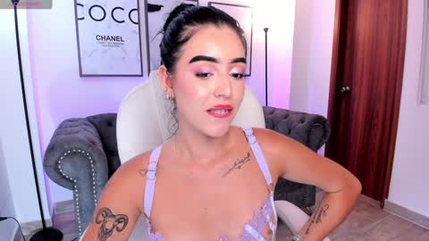  zoee jackson online show from January 27, 7:03 pm