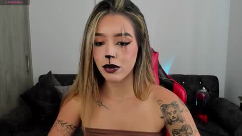  zoee jackson online show from October 31, 6:09 pm