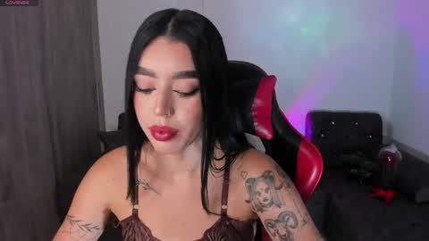  zoee jackson online show from May 10, 3:33 am
