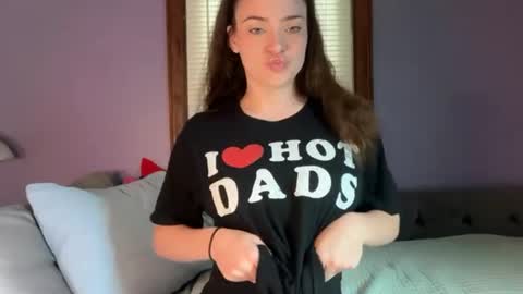 zoeyknowsbest online show from June 20, 2:20 pm