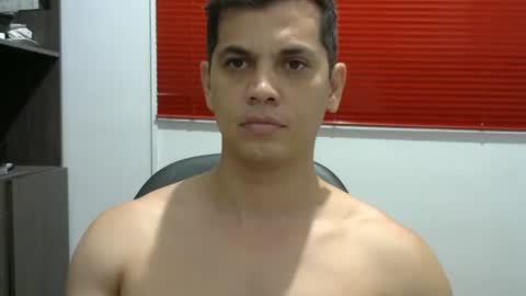 zoro_00 online show from January 19, 12:14 am