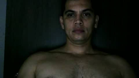 zoro_00 online show from June 20, 1:41 am