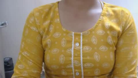 Snapshot of zoya_4u chatting on February 18, 3:52 pm Zoya online show from February 18, 3:52 pm