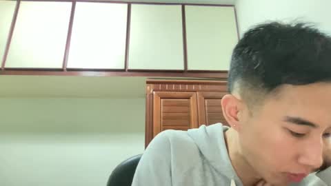 Z online show from December 28, 3:37 pm