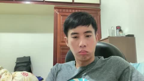 Z online show from April 13, 2:22 pm