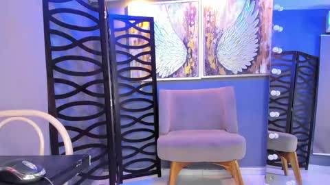 zury_sofia online show from April 15, 11:17 am