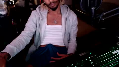 mixedtwinklol online show from October 24, 6:21 am