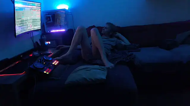 davidgntxxxxx online show from April 12, 10:37 pm