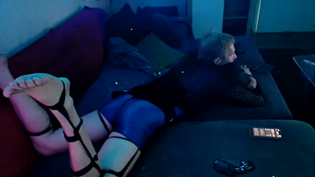 davidgntxxxxx online show from April 16, 5:47 pm