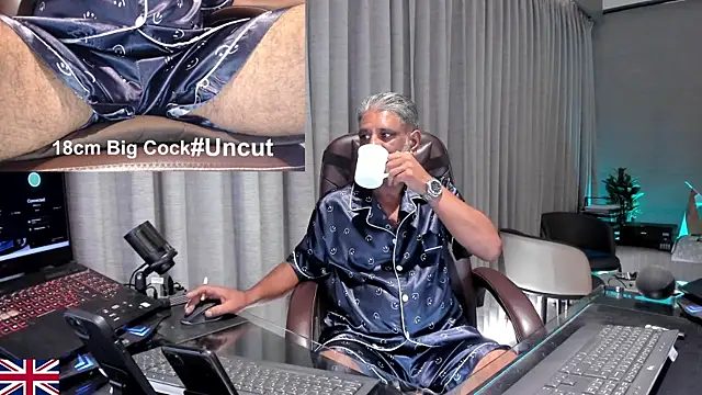 OnlineBossUK online show from July 15, 5:12 am