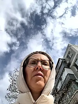 angelmommu online show from April 13, 7:03 am