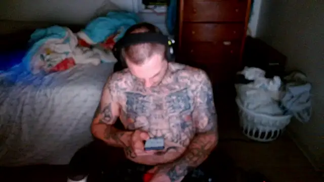 DADDY KANE8--- online show from April 12, 10:31 am