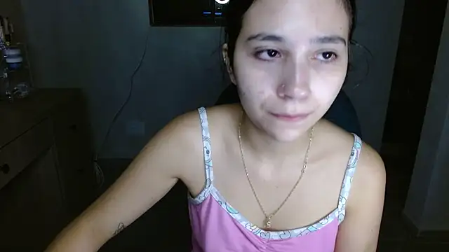 mia  lopez  online show from July 18, 4:49 am