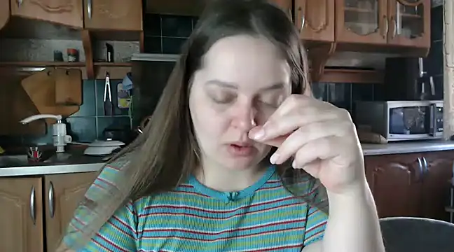 uliastar online show from March 8, 6:32 am