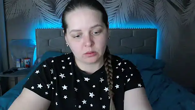 uliastar online show from March 12, 4:02 pm