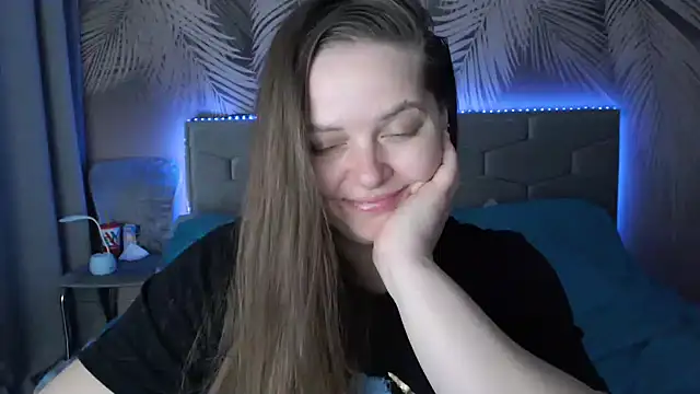 uliastar online show from March 14, 9:10 pm