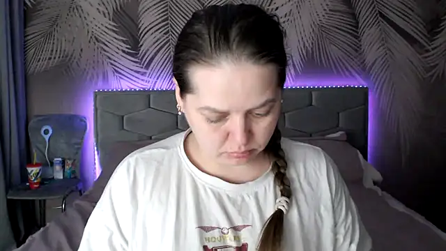 uliastar online show from March 19, 6:03 am