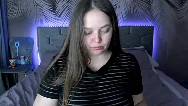 uliastar online show from March 19, 9:06 am