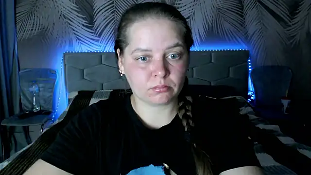 uliastar online show from September 16, 6:25 am