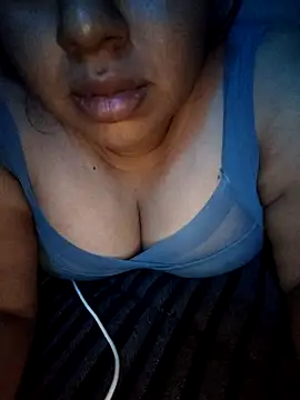 Snapshot of FerLu8 chatting on April 10, 5:01 am FerLu8 online show from April 10, 5:01 am