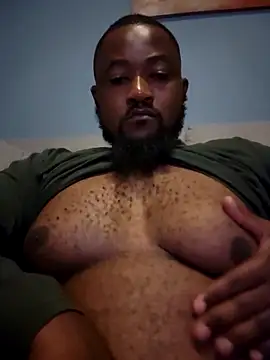 Snapshot of douksm chatting on April 5, 8:17 pm douksm online show from April 5, 8:17 pm