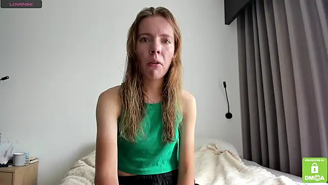 Kalisee  online show from April 19, 5:07 am