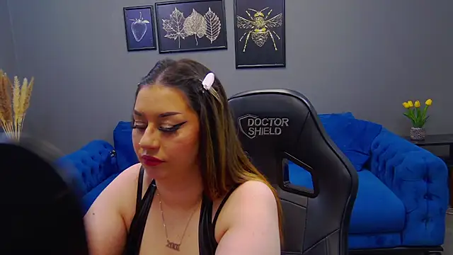 Snapshot of Katewalker_ chatting on January 18, 12:13 am Katewalker online show from January 18, 12:13 am