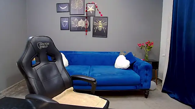 Snapshot of Katewalker_ chatting on February 17, 6:15 pm Katewalker online show from February 17, 6:15 pm