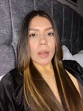 martina contreras online show from March 11, 3:12 am